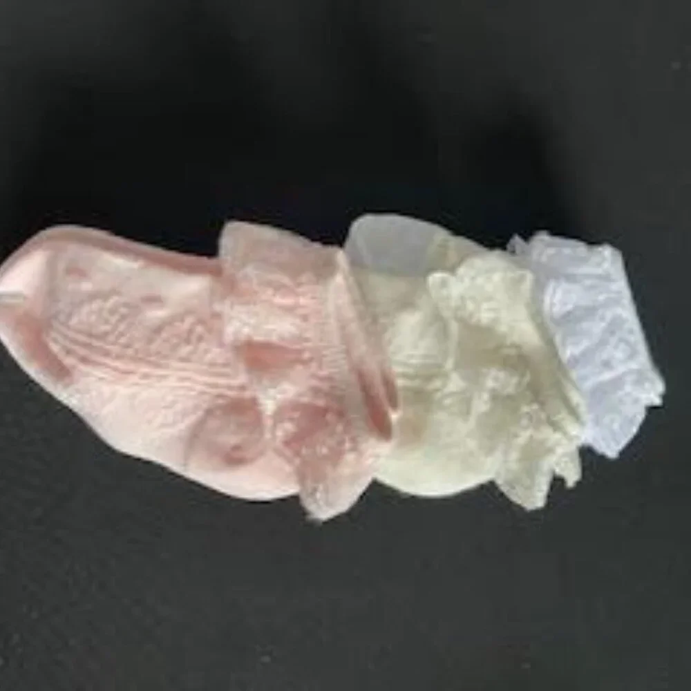 EPEIUS Baby-Girls Eyelet Frilly Lace Socks – Size 1-2T – NWT/Like New